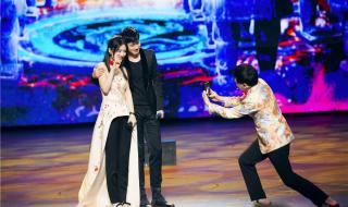 谢娜张杰跨年演唱会